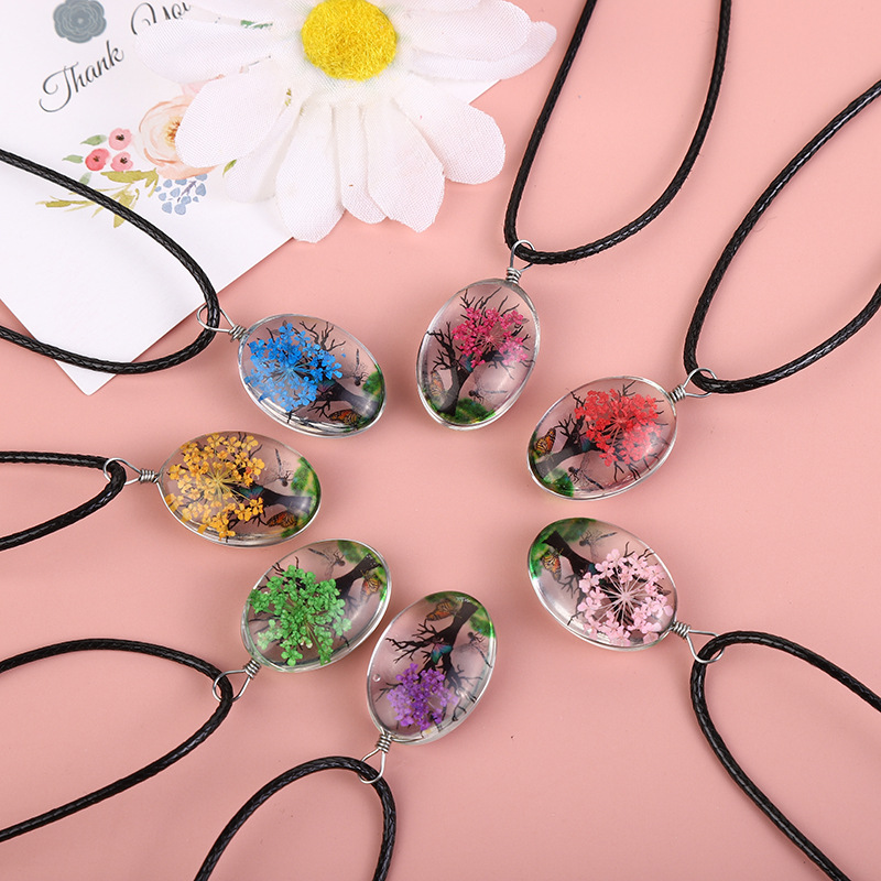 Real Dried Flower Baby's Breat - Birth Flower Necklace 评论和价格