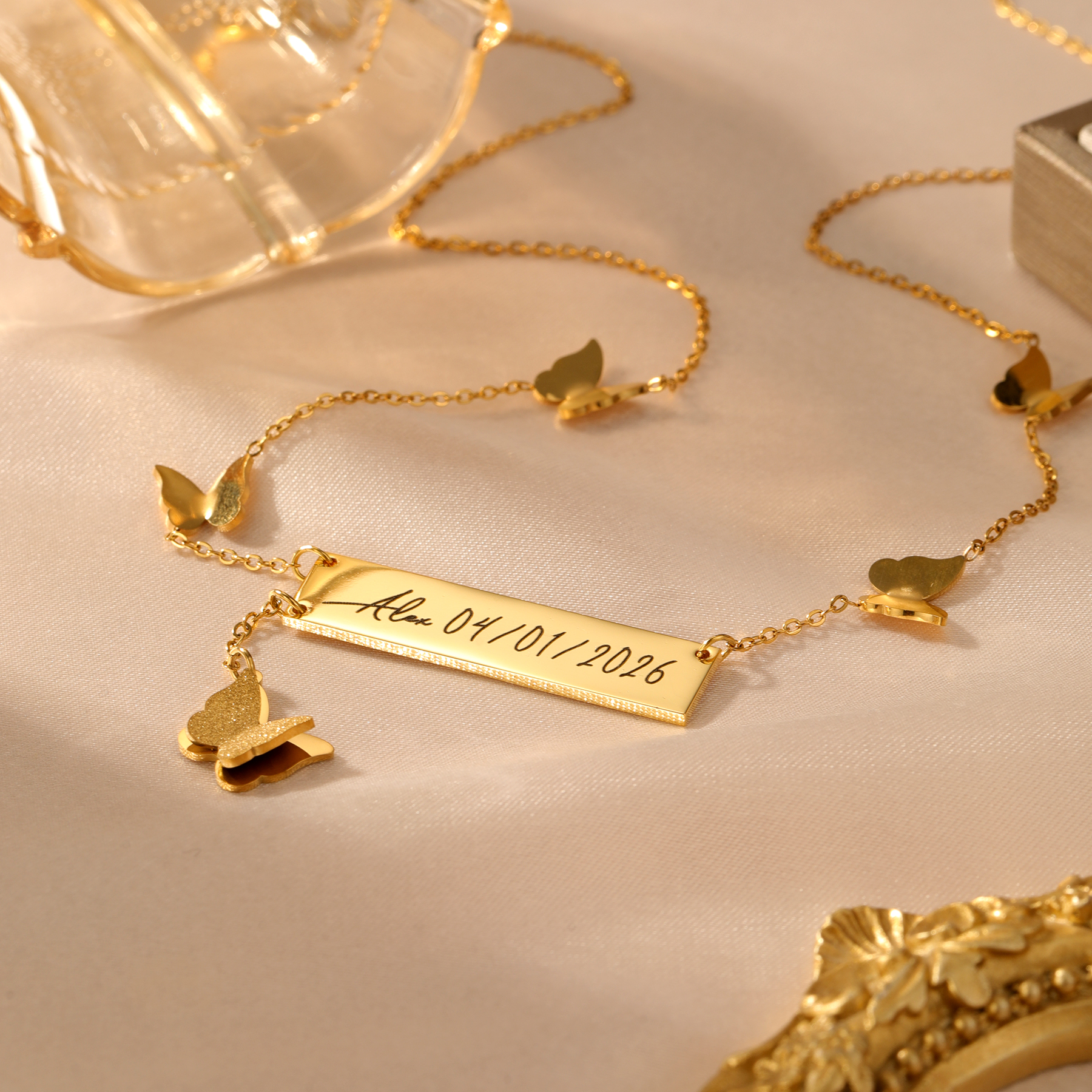 Personalized Butterfly Bar Nam - Handwriting Necklace Bar 评论和价格
